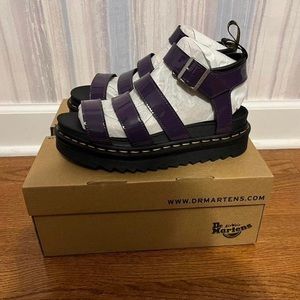 Dr Martens Blaire Sandals Size 8 Patent Lamper Blackcurrant NEW